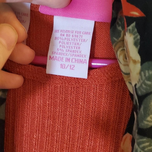 NEW! "Girls Love Pink" Big Girls Orangey Red Pullover Sweater w/ Scarf Sz 10/12 - Picture 8 of 9